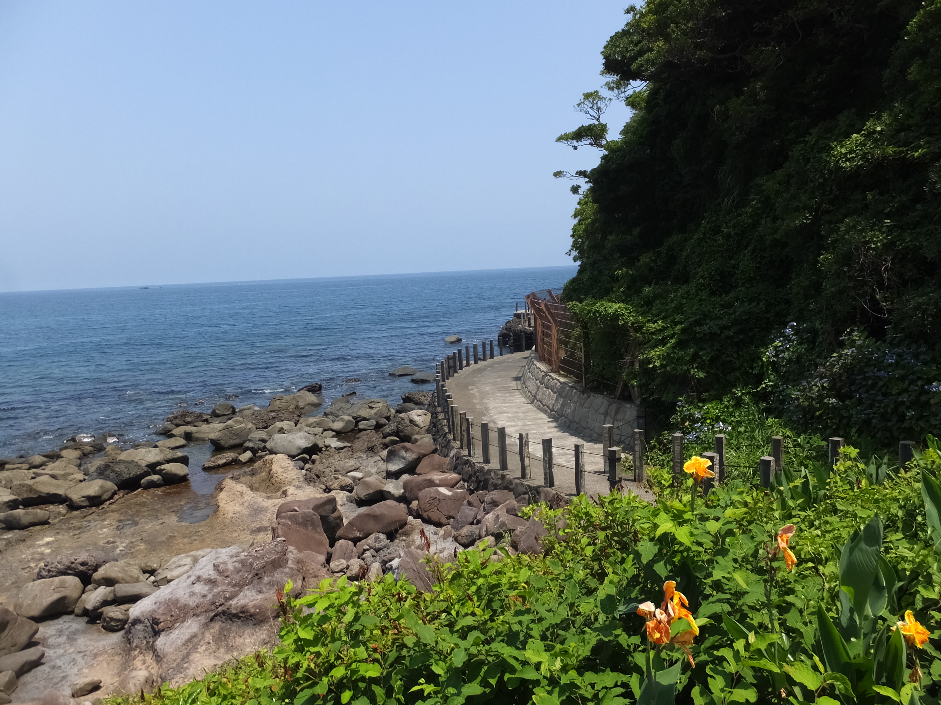 汐吹公園の海辺